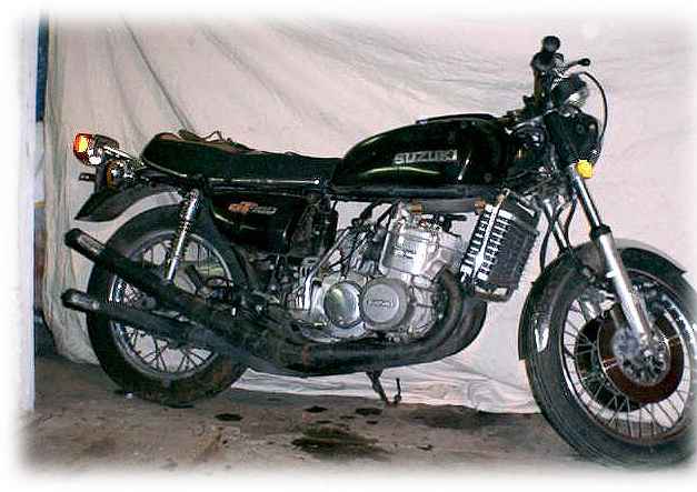 suzigt750.jpg (35019 bytes)