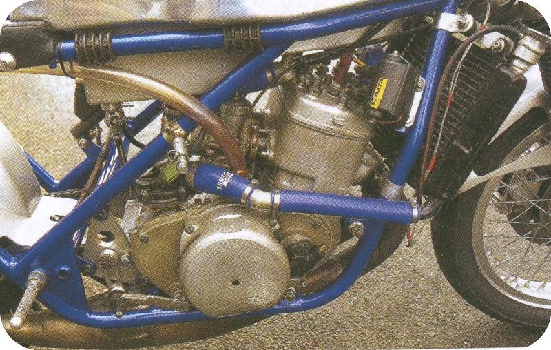 TR5004s.jpg (119265 bytes)