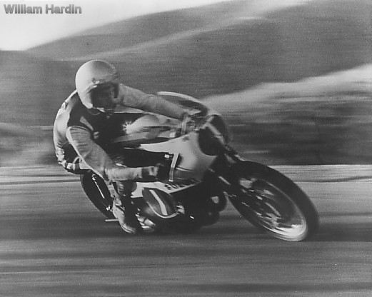 earlyRonGrantsuzukiride.jpg (31568 bytes)