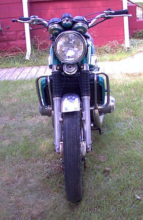 gt750d.jpg (51993 bytes)